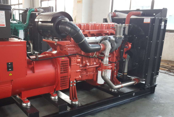 极端环境下康明斯发电机的应急维修